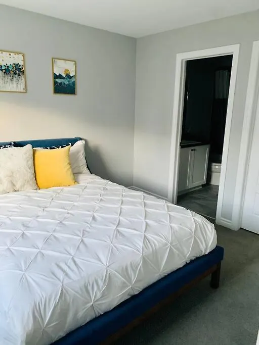 Modern 3 Story Townhouse In A Great Location! Villa Ottawa